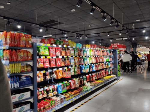 直擊濮陽隆祥超市黃河店開業(yè)盛況 人潮涌動，日用百貨備受青睞
